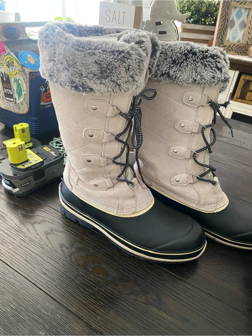 Khombu Women’s Quilted Faux-Fur Winter Boots - Light Gray & Black